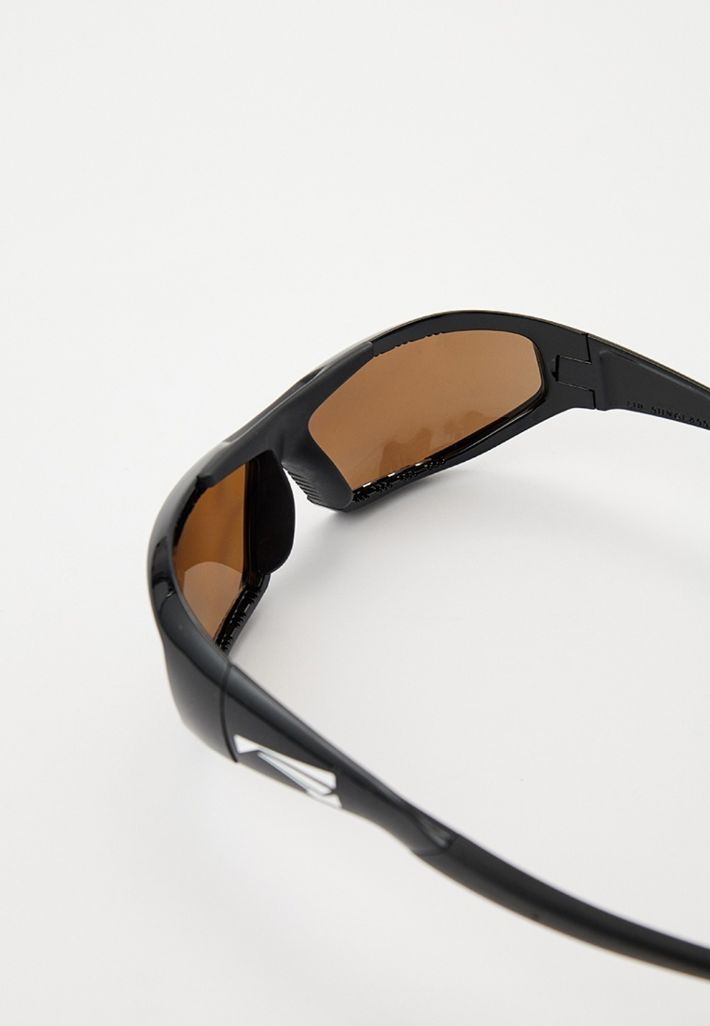 Спортивные очки LiP Surge / Gloss Black - Black / PC Polarized / Brown Lens