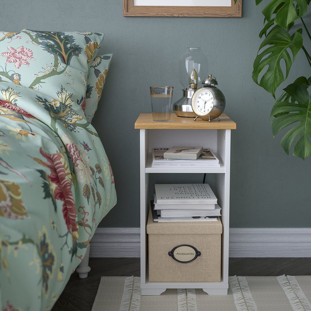 IKEA SKRUVBY  (ИКЕА СКРУВБИ)  -  Столик - белый 40х32 см