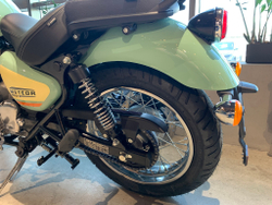 Royal Enfield Meteor 350 Aurora Green