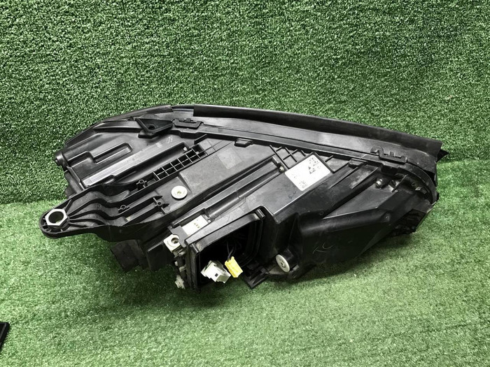 Фара левая Mercedes GLE V167 (18-24) Multibeam LED