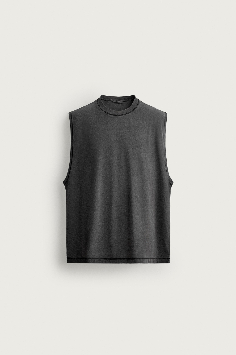 МАЙКА С ЭФФЕКТОМ ПОТЕРТОСТИ — ZARA