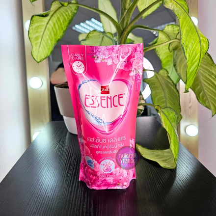 Кондиционер для белья LION Essence Floral Цветочный (розовый) 600 мл