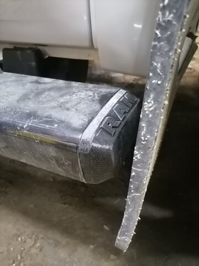 заглушка порога Dodge RAM 4 ПРАВАЯ