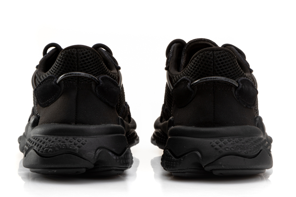 Adidas Ozweego "Black"