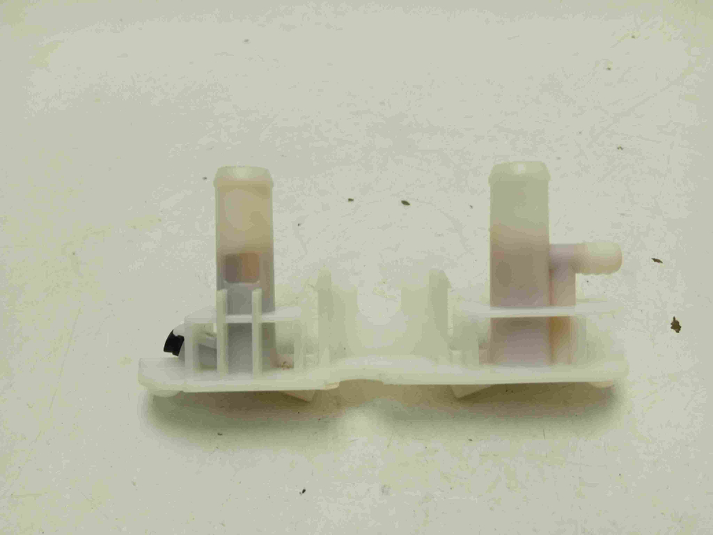 EWT10420W кт198 Распределитель потока воды для стиральной машины Electrolux EWT10420W б/у