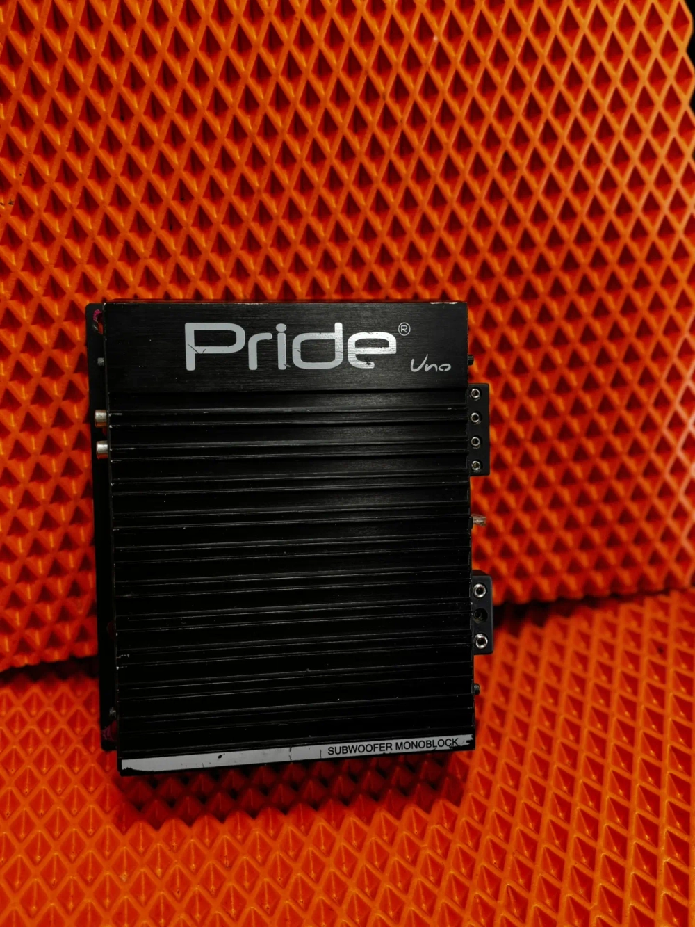 Автоусилитель  Pride Uno
