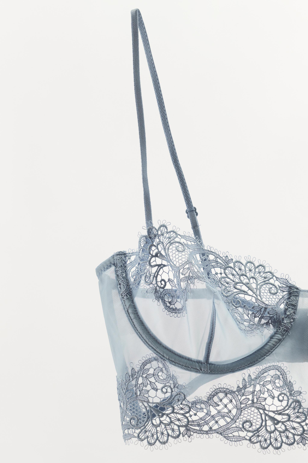 КРУЖЕВНОЙ БРАЛЕТТ — ZARA