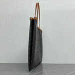 Big Flat Shopper in Triomphe