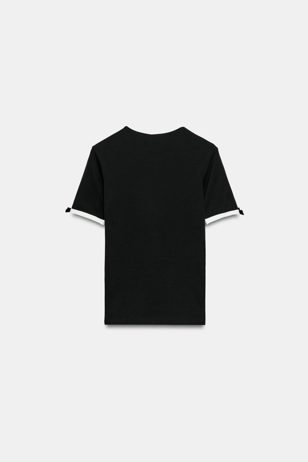 ФУТБОЛКА С КОНТРАСТНЫМИ БАНТАМИ — ZARA