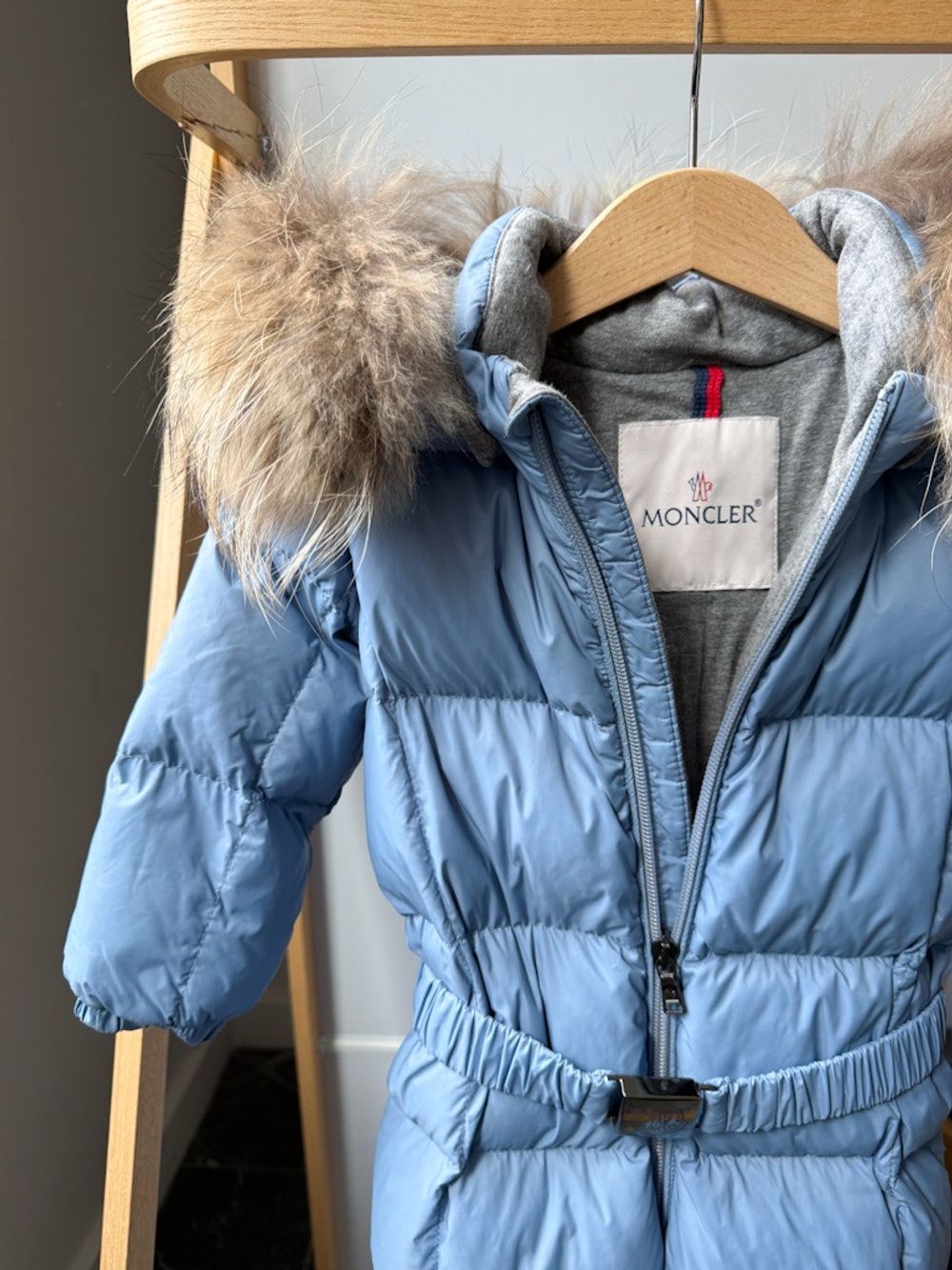Пуховый комбинезон Moncler, 74