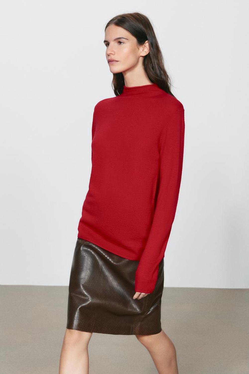 ZARA СВИТЕР ИЗ 100% СВЕРХМЯГКОЙ ШЕРСТИ С ВЫСОКИМ ВОРОТНИКОМ, МЯГКИЙ КРАСНЫЙ