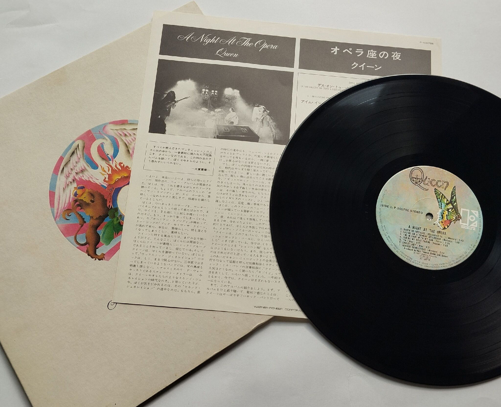 Винтажная виниловая пластинка LP Queen A Night At The Opera (Japan 1975) (No Obi) Bohemian Rhapsody