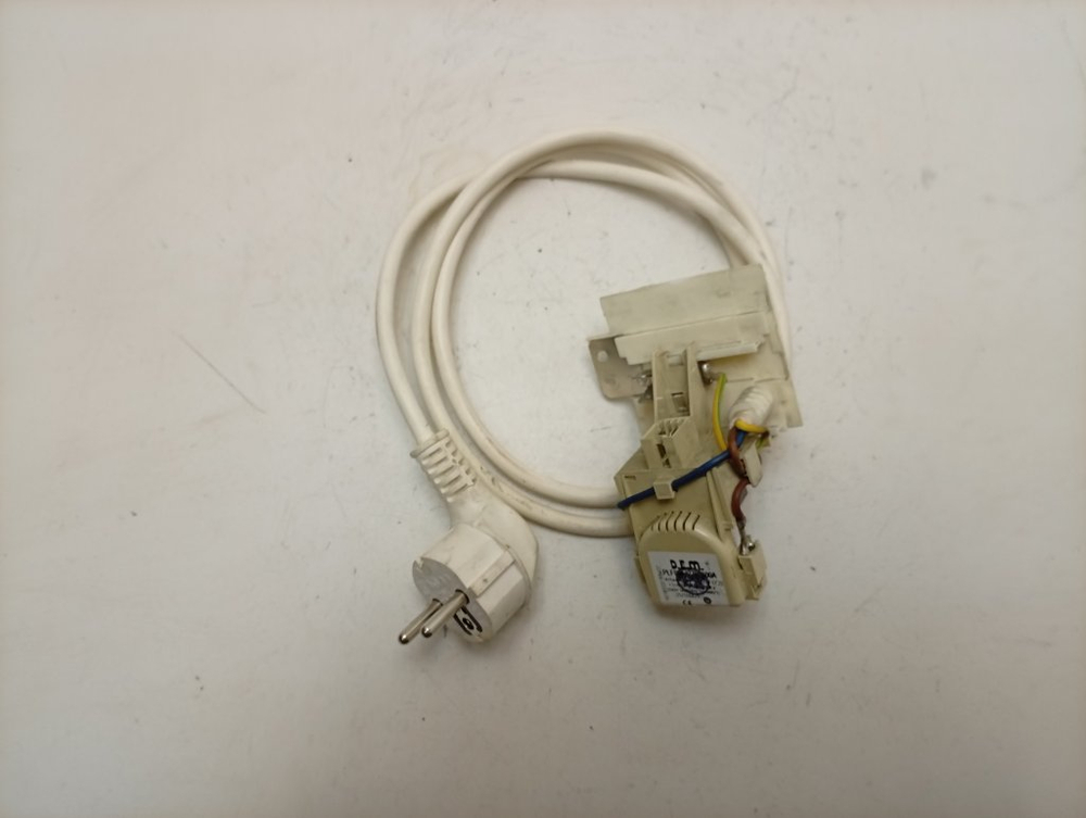 FWSF61052W RU кт68 Сетевой фильтр для стиральной машины Whirlpool б/у