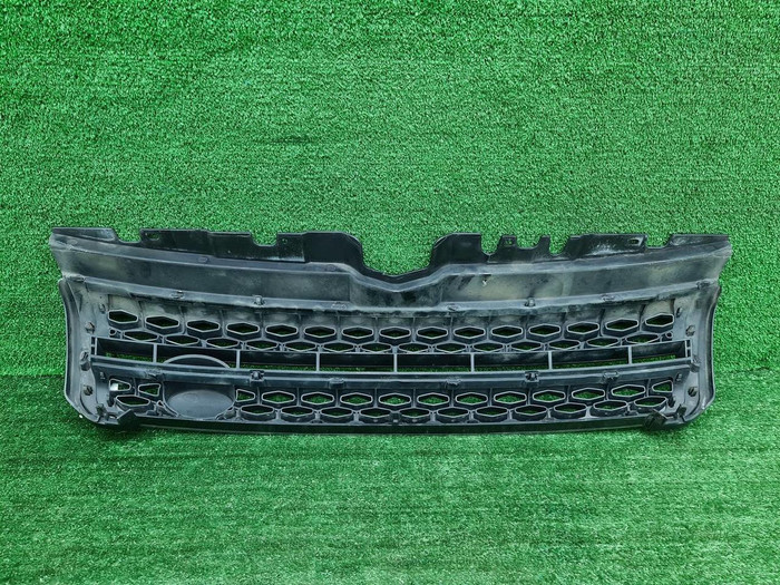 Решетка радиатора Range Rover Evoque 1 (2015-2018)