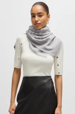 Шаль женская BOSS Ylona_118*210 10262576 01