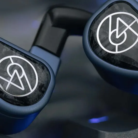 64 Audio U4s