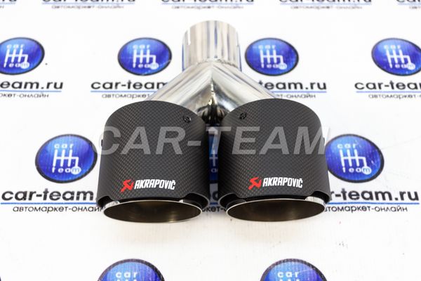Насадка глушителя "AKRAPOVIC" раздвоенная, карбон D посадочный 60мм, D выхода 90мм, с вырезом