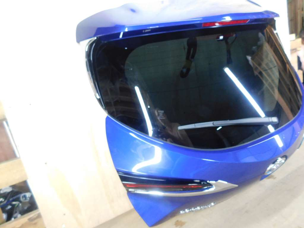 дверь задняя Toyota Corolla Sport NRE210 ZWE214