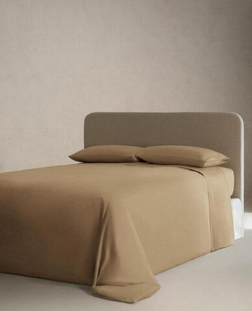 ZARA HOME САТИНОВАЯ ПРОСТЫНЯ (300 НИТЕЙ), ПЕСОЧНЫЙ