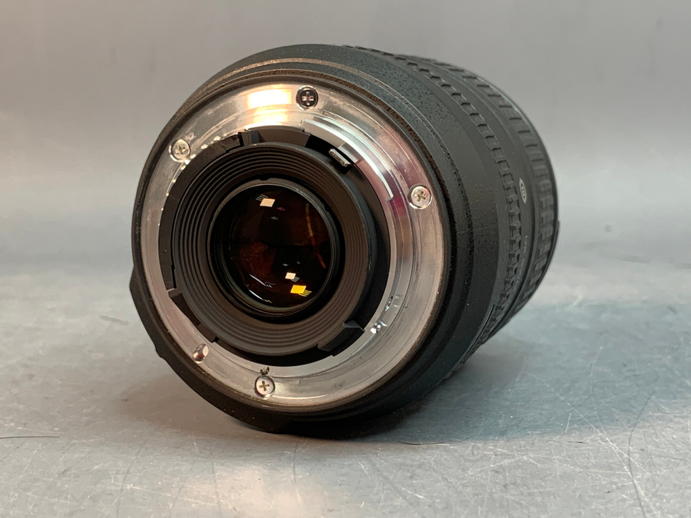 Nikon 16-85mm 3.5-5.6G ED VR AF-S DX