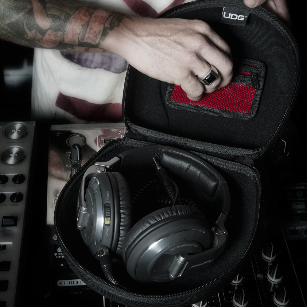 Чехол для наушников UDG Creator Headphone Hardcase Large