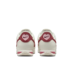 Кроссовки Nike Cortez Valentine’s Cherry