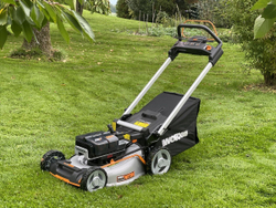 Газонокосилка аккумуляторная самоходная WORX WG761E 80В 51см