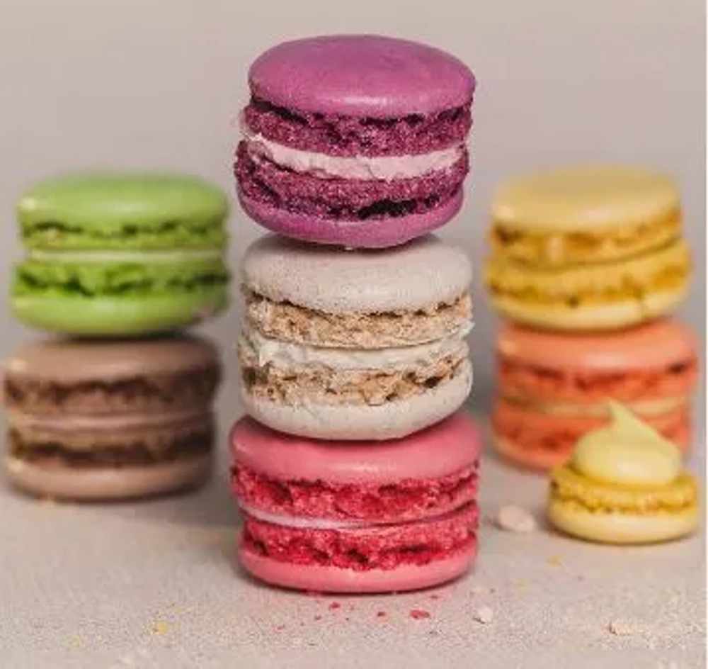 Пирожное Макаронс в куполе, 6 шт
