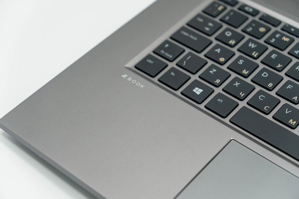 Ноутбук HP ZBook Studio G7 OLED ( i7-10850H / Quadro T2000 )