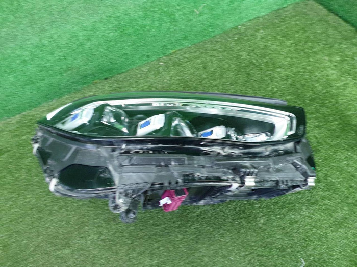 Фара правая Mercedes S W223 (2020-н.в.) Digital Light (В плеНке)