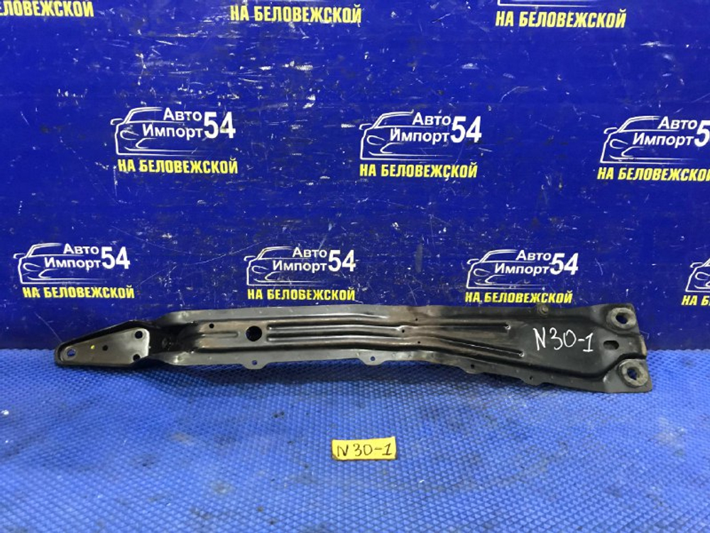 Балка передняя продольная NISSAN R’NESSA 1999