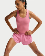 Nike Flow Женские сетчатые шорты для бега Dri-FIT 2 в 1 - NIKE