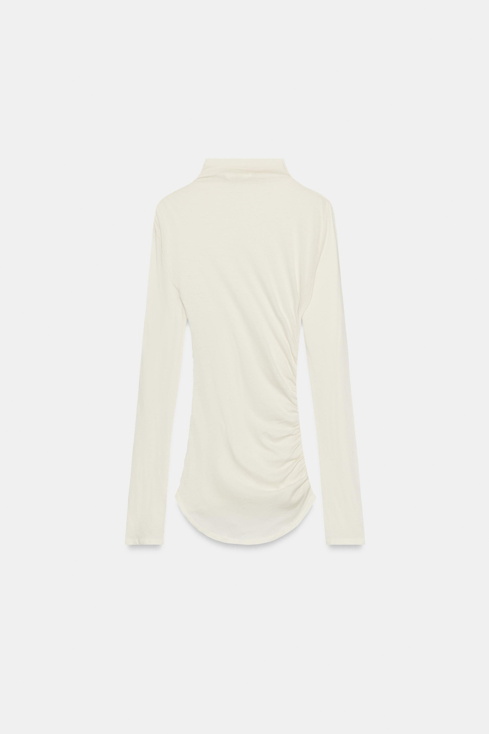 ФУТБОЛКА С ВЫСОКИМ ВОРОТНИКОМ И СБОРКАМИ — ZARA