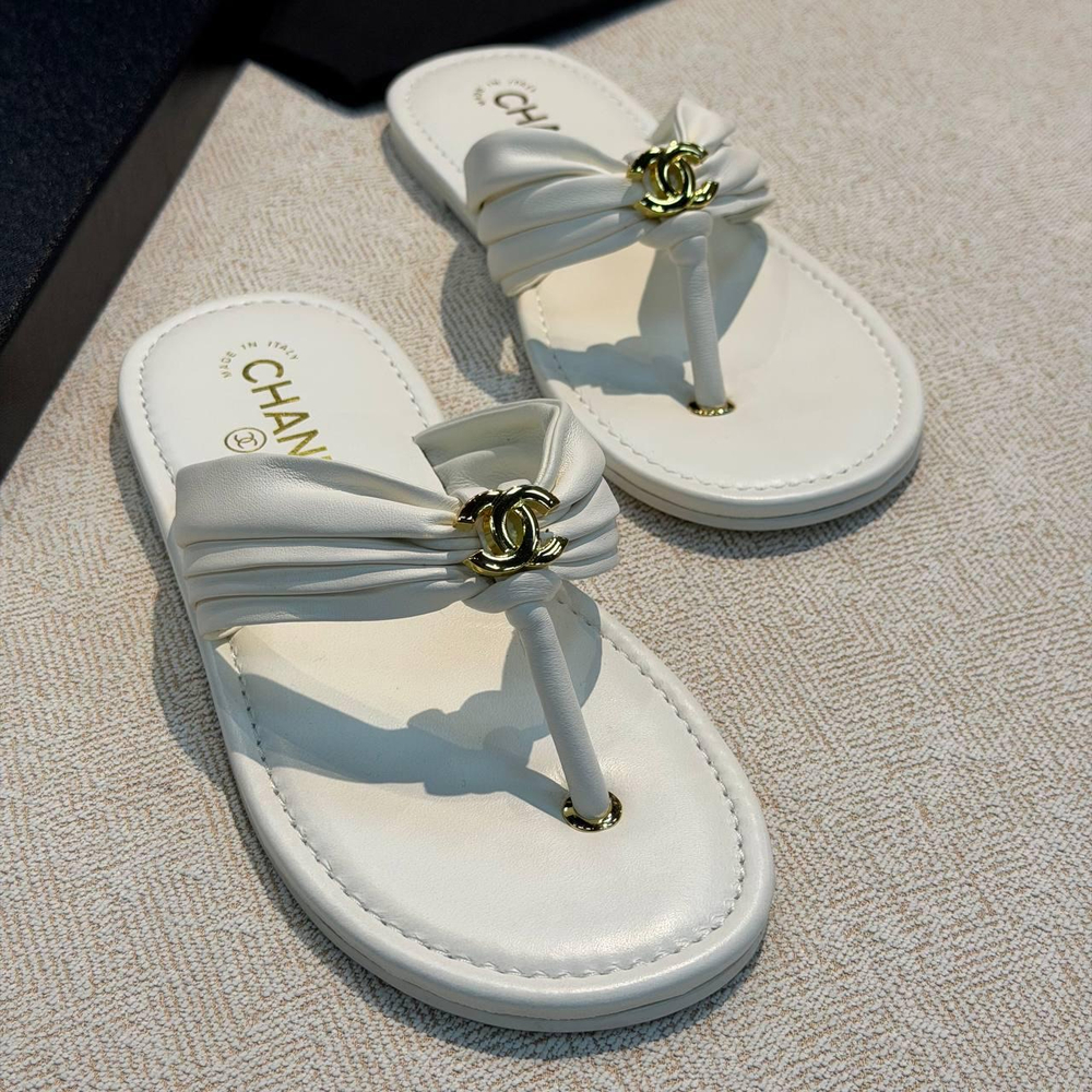 Шлепанцы Chanel