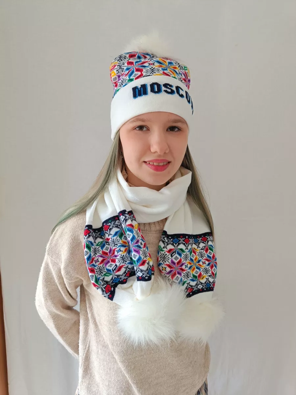 Шапка с шарфом комплект