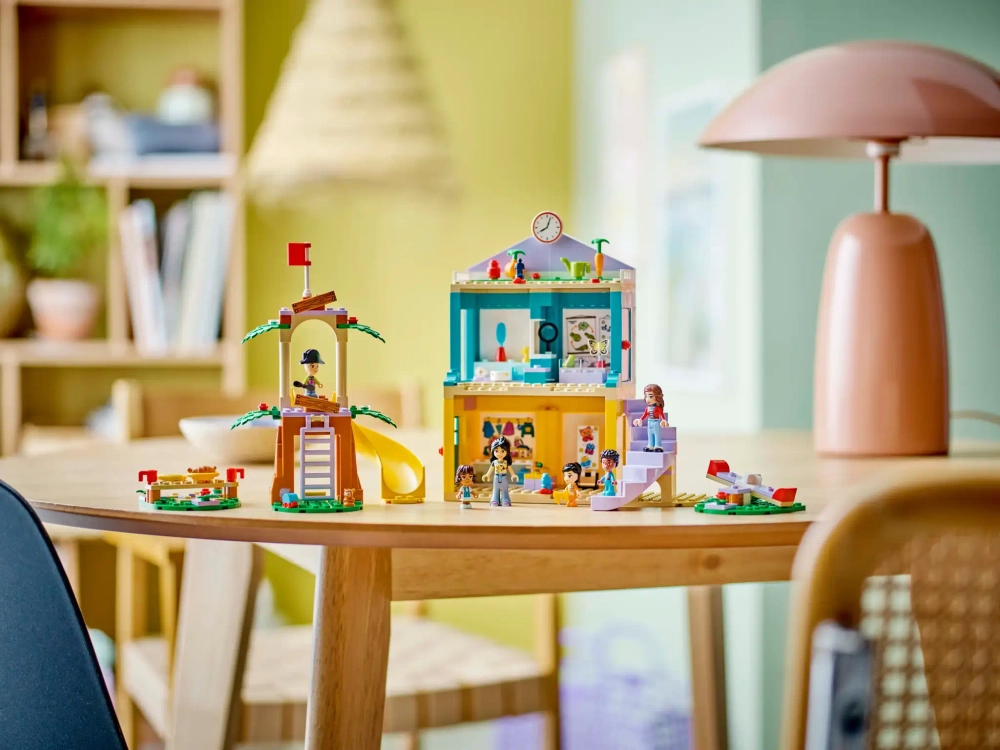 Конструктор LEGO Friends 42636 Heartlake City для дошкольников
