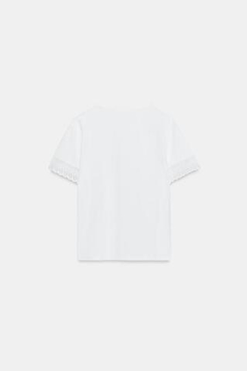 ZARA ФУТБОЛКА С КОРОТКИМИ РУКАВАМИ И ДЕКОРАТИВНОЙ ОТДЕЛКОЙ, БЕЛЫЙ