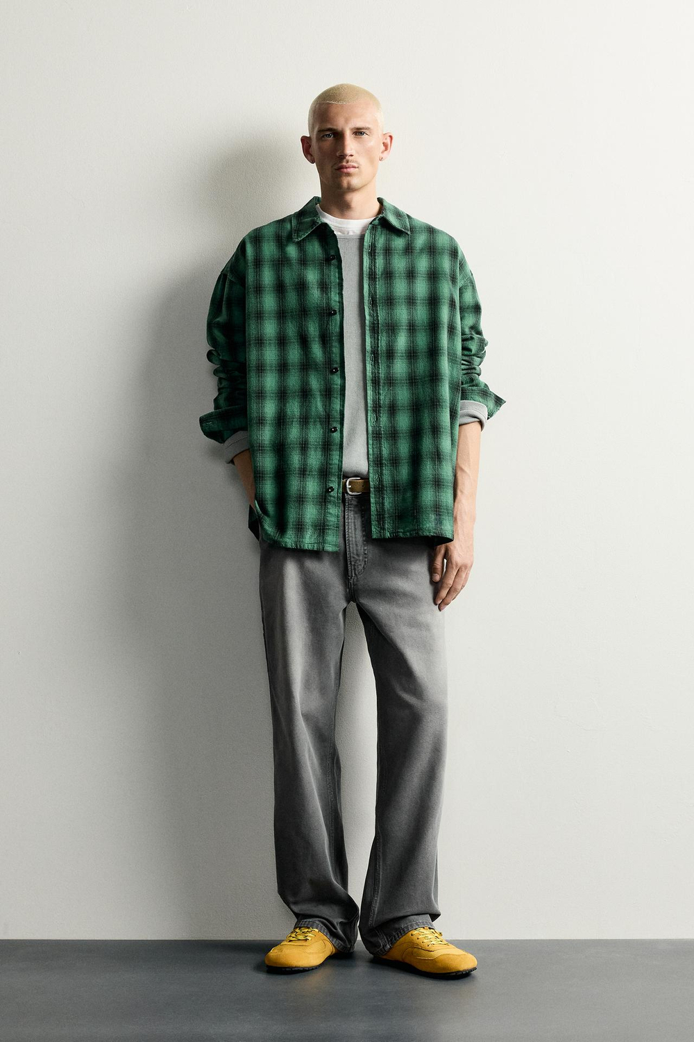 ZARA БРЮКИ RELAXED FIT С КАРМАНОМ КАРГО, ТЕМНО-СЕРЫЙ