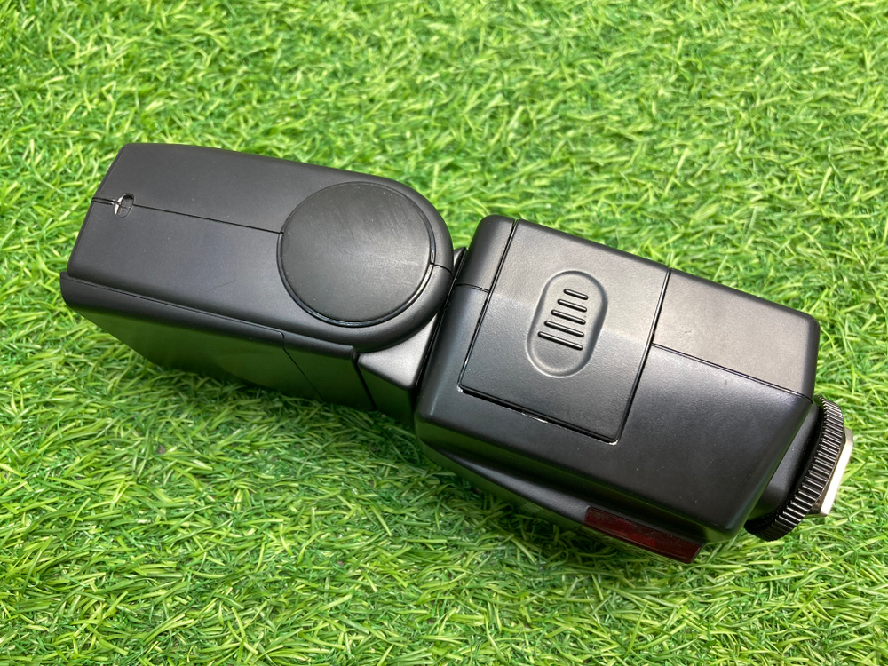 YongNuo YN-465 TTL Speedlite for Nikon