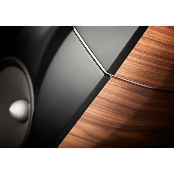 Gold Note XS-85 Glossy Walnut