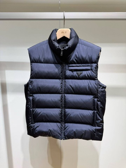 Пуховый жилет Prada