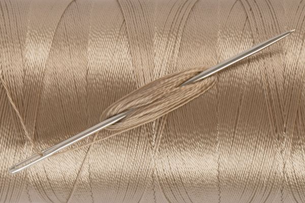 Нитки универсальные особо прочные Gamma 210D/3, 912 м / 1 кат., 478 серо-бежевый