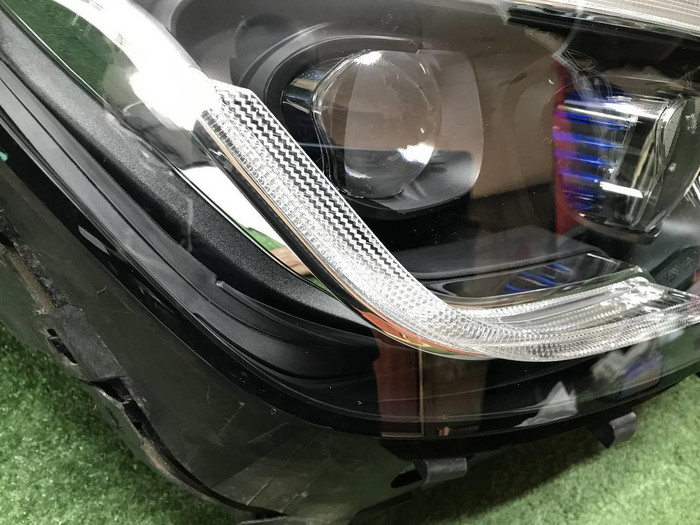 Фара правая Mercedes GLC X253 19-22 Multibeam LED