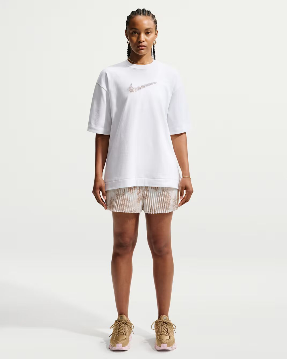 Наоми Осака Женские шорты с нормальной посадкой, длина 8 см - NIKE