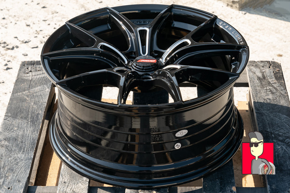 Комплект дисков Rays Gram Lights FlowForm 18x8 et35 5x114.3