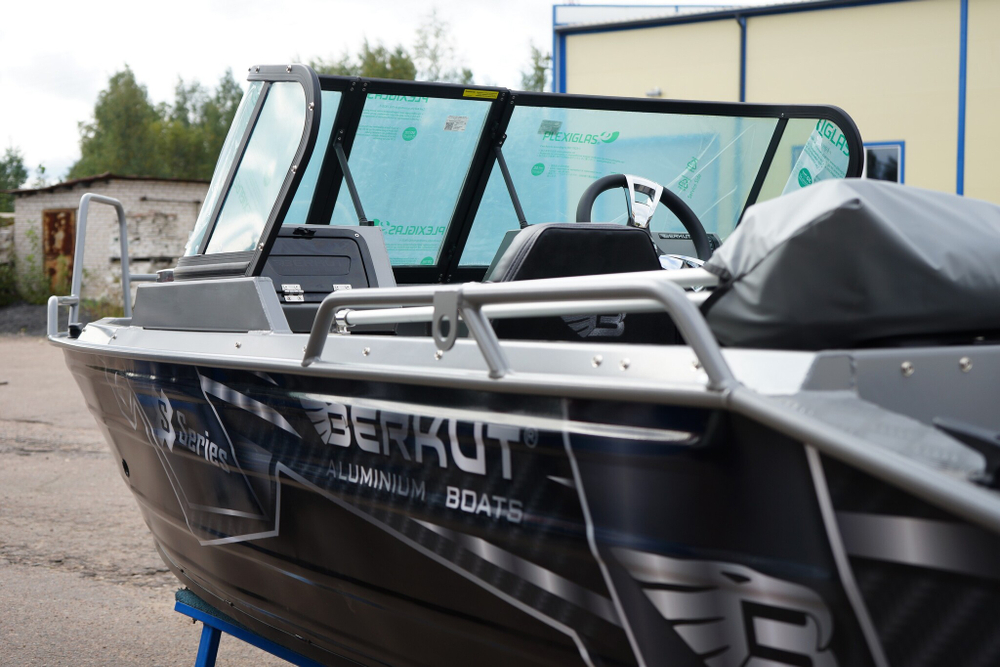 Алюминиевая лодка BERKUT S-FISHER