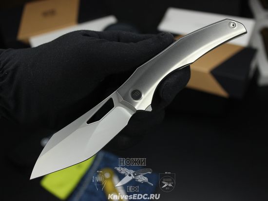 Нож складной WE Knife Ignio WE22042B-4 сталь клинка CPM-20CV, рукоять титан