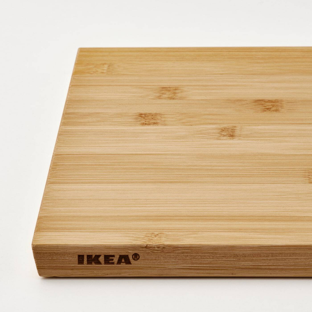 IKEA APTITLIG  (ИКЕА АПТИТЛИГ)  -  Разделочная доска, бамбук, 45x28 см