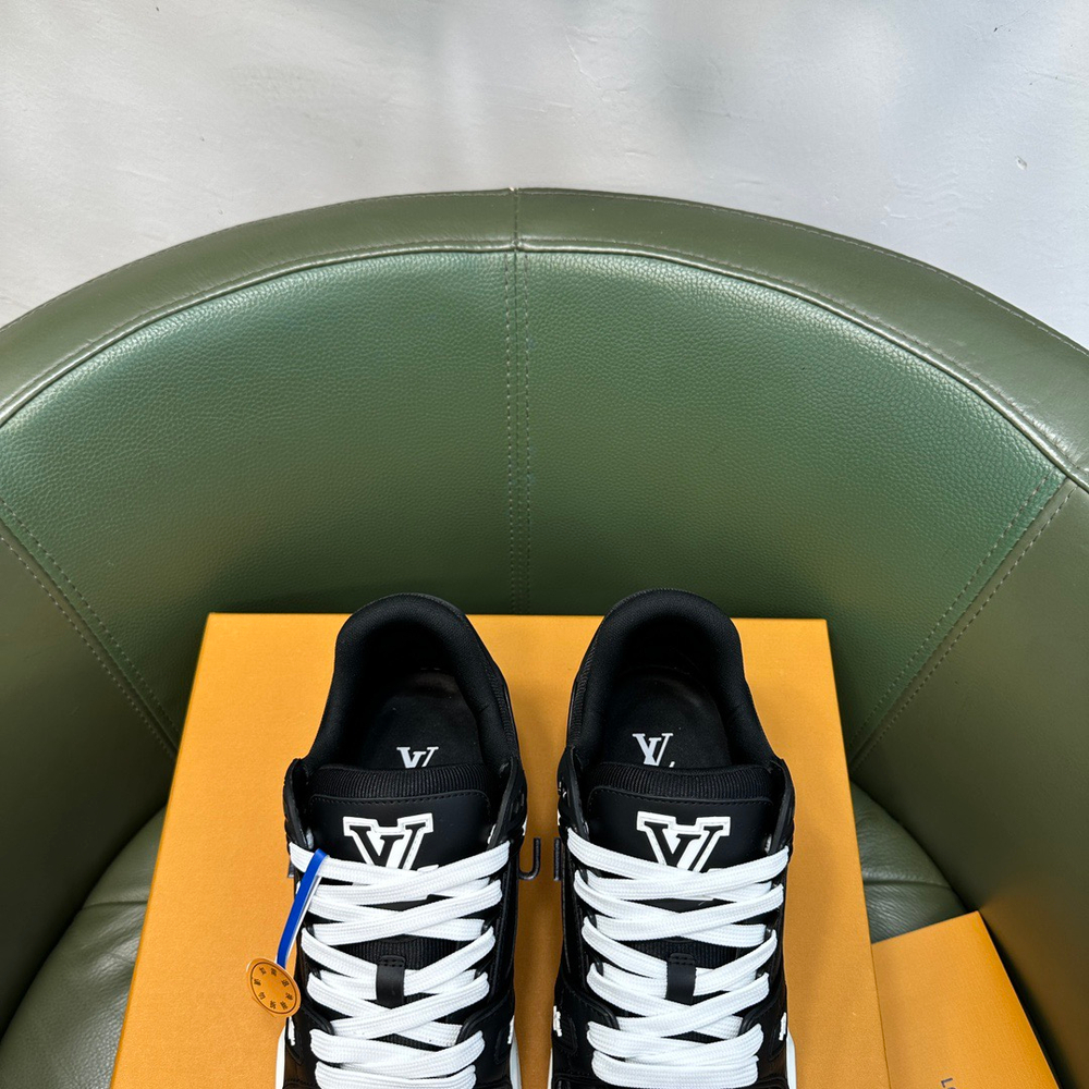 Кроссовки LV Trainer