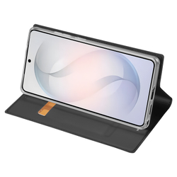 Чехол книжка черного цвета для смартфона Samsung Galaxy S26 Ultra, серия Skin Pro Series от Dux Ducis